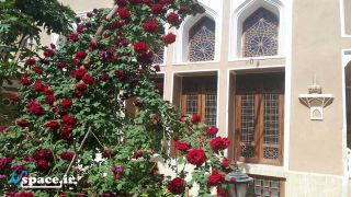 نمای محوطه اقامتگاه سنتی خان هرات - یزد